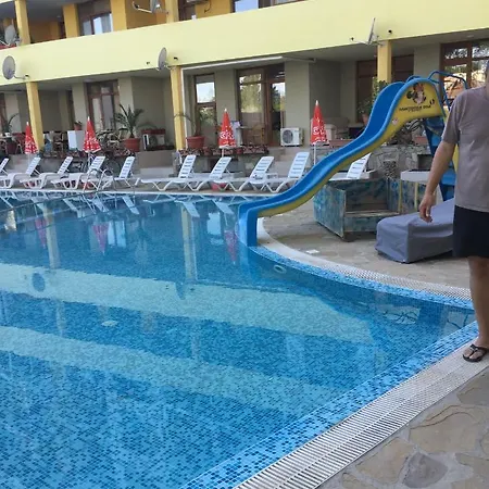 Blue Summer Apartamento Sunny Beach